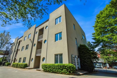 303-15 Waddell St Ne, Atlanta, GA, 30307-2493 | Card Image