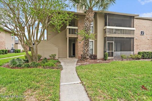 66-10200 Belle Rive Blvd, Jacksonville, FL, 32256-9057 | Card Image