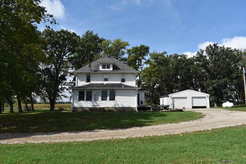 1315 490th St, Saint Ansgar, IA, 50472-8511 | Card Image