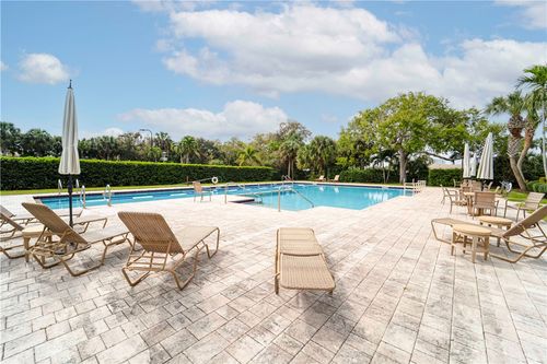 113-2320 Water Oak Ct Sw, Vero Beach, FL, 32962-6979 | Card Image