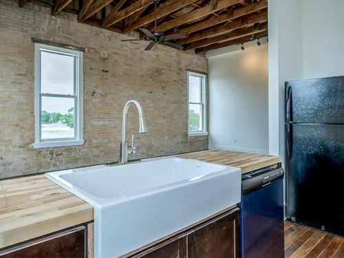 apt-206-110 S Main St, Elgin, TX, 78621-2966 | Card Image