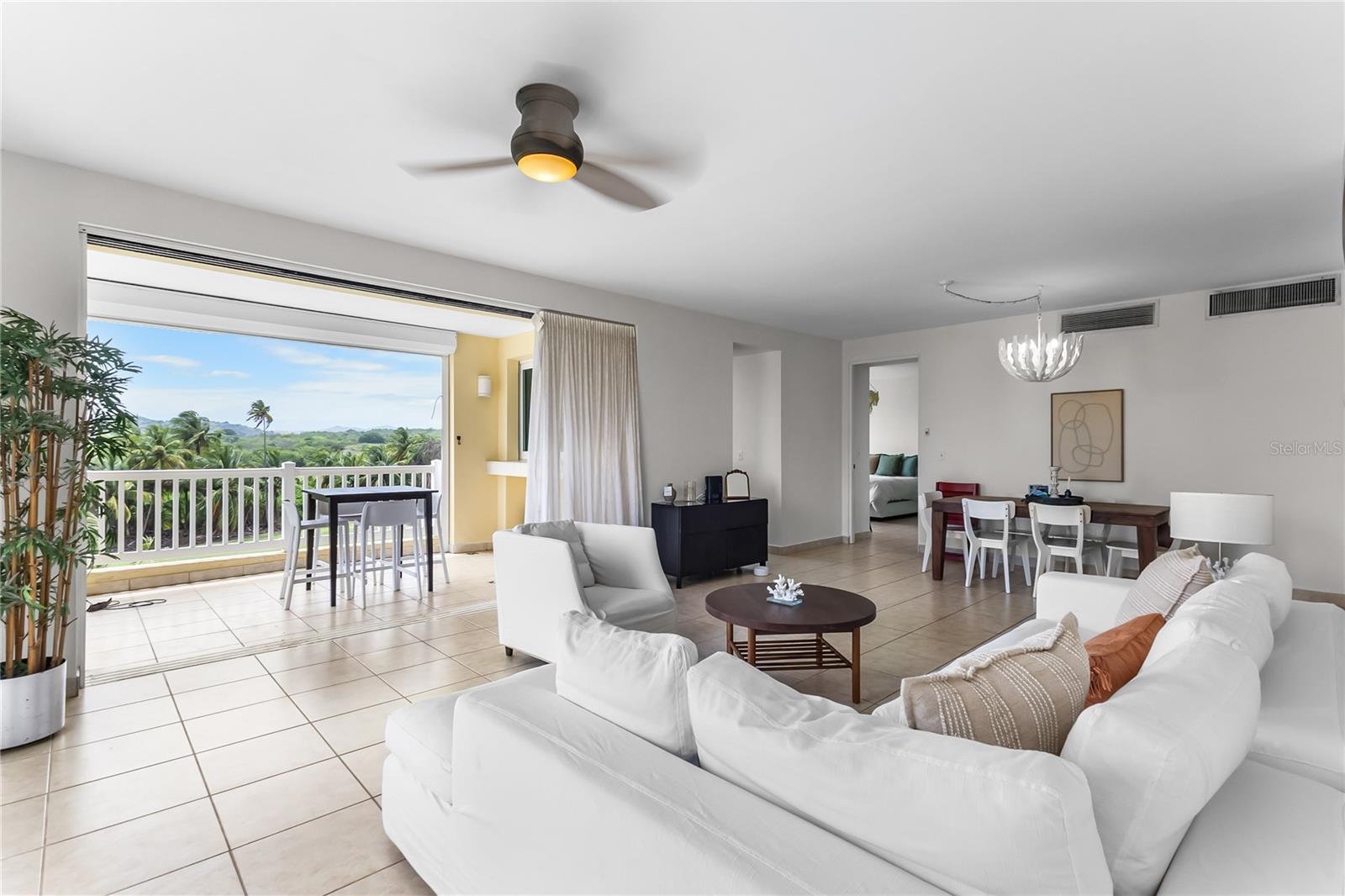 Residential en venta en HUMACAO, 500 OCEAN DRIVE, 1789 m²