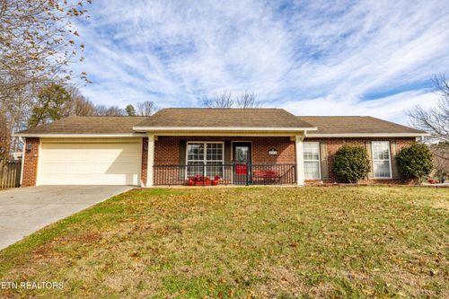 3002 Country Meadows Ln, Maryville, TN, 37803-3058 | Card Image