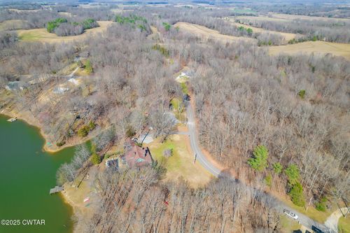 8 Lake Hayes Estates Rd, Trenton, TN, 38382-8424 | Card Image