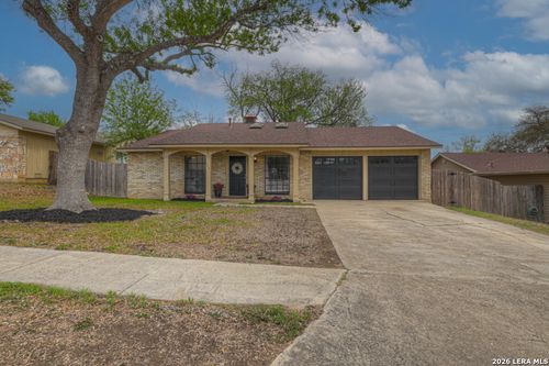 153 Medicine Rock, Universal City, TX, 78148-3619 | Card Image