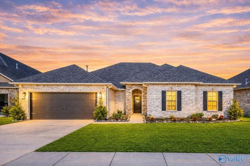103 Tanner Drake Ct, New Market, AL, 35761-4402 | Card Image