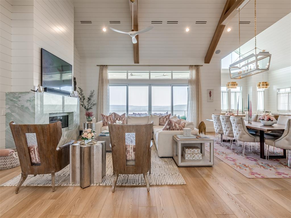 Residential in Carlton Landing 5
