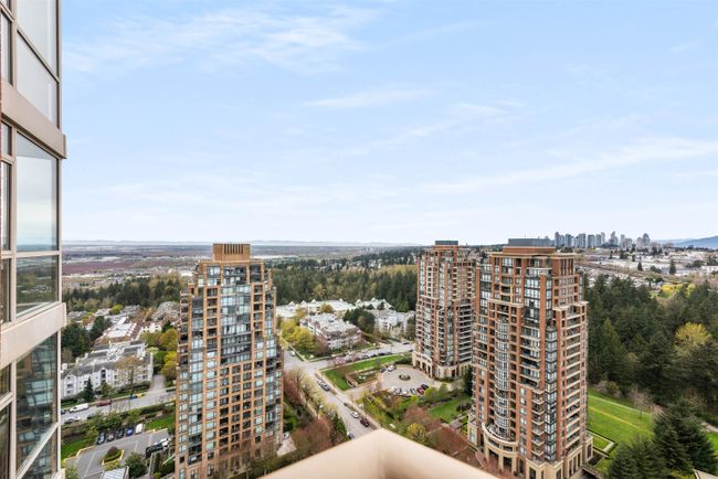 2501 - 6838 Station Hill Drive, Condo with 2 bedrooms, 2 bathrooms and 1 parking in Burnaby BC | Image 28
