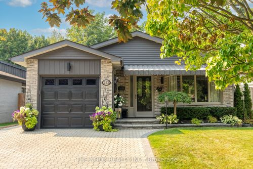 252 Limerick St, Oshawa, ON, L1J6K9 | Card Image