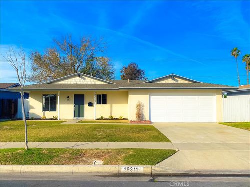 19311 Waterbury Ln, Huntington Beach, CA, 92646-2736 | Card Image
