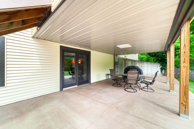 12390 N Highway Yy, House other with 3 bedrooms, 3 bathrooms and null parking in HARRISBURG MO | Image 36