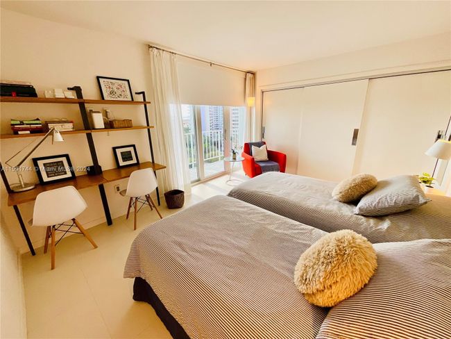 APT-11B - 881 Ocean Dr, Condo with 2 bedrooms, 2 bathrooms and null parking in Key Biscayne FL | Image 49