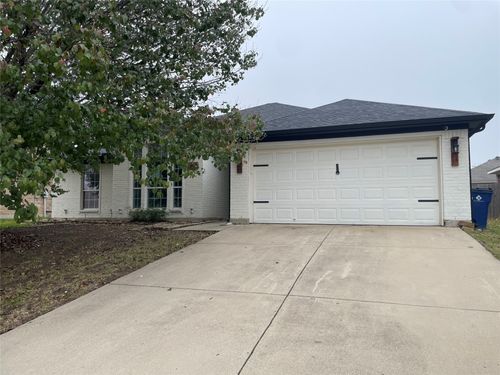 1014 Thistle Meade Cir, Burleson, TX, 76028-6795 | Card Image