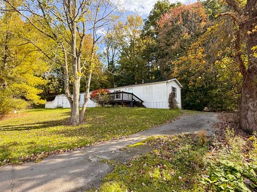 34 Oakview Drive, Beaver Falls, PA, 15010 | Card Image