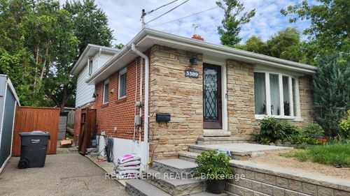 3389 Kelowna Crt, Mississauga, ON, L5C2E5 | Card Image