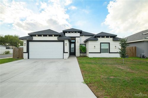 460 Marcelo St, La Feria, TX, 78559-2007 | Card Image