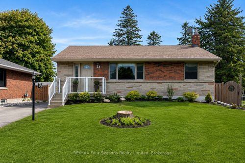 23 Camille Crt, Hamilton, ON, L8T2C8 | Card Image