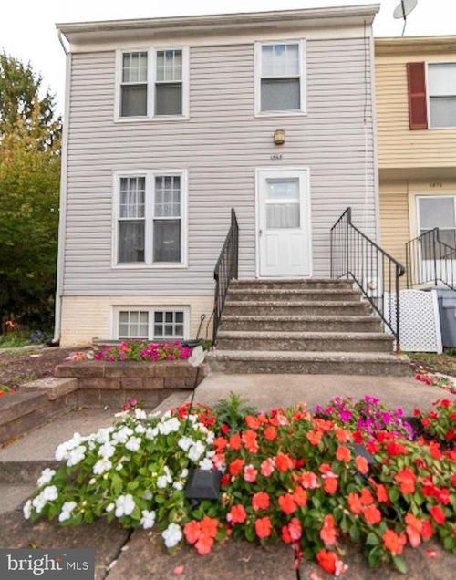 1868 Murdock Ct, FREDERICK, MD, 21702-3925 | Card Image