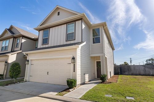 3235 Longleaf Meadows Dr, Houston, TX, 77063-4577 | Card Image