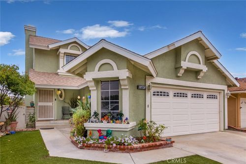 28528 Sugar Pine Way, Santa Clarita, CA, 91390-4121 | Card Image