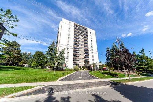 506-81 Millside Dr, Milton, ON, L9T3X4 | Card Image