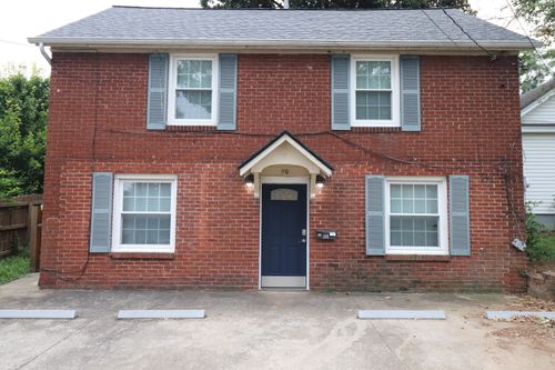 110-110 Bowmar St, Versailles, KY, 40383-1409 | Card Image