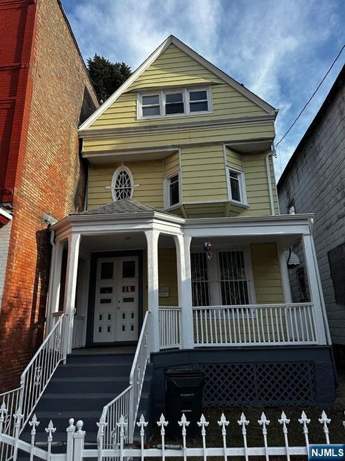 213 N 7th St, Newark, NJ, 07107-3756 | Card Image