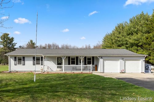 4597 E 128th St, Grant, MI, 49327-9326 | Card Image