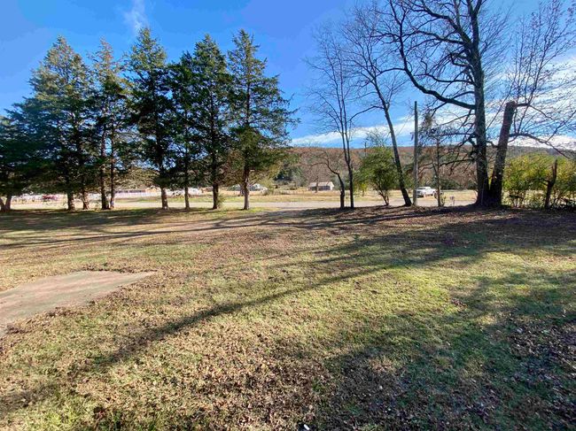 36054 E Highway 80, House other with 3 bedrooms, 2 bathrooms and null parking in Danville AR | Image 34
