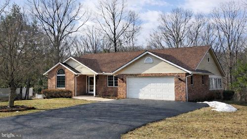 102 Spinnaker Ct, RIDGELEY, WV, 26753-7079 | Card Image