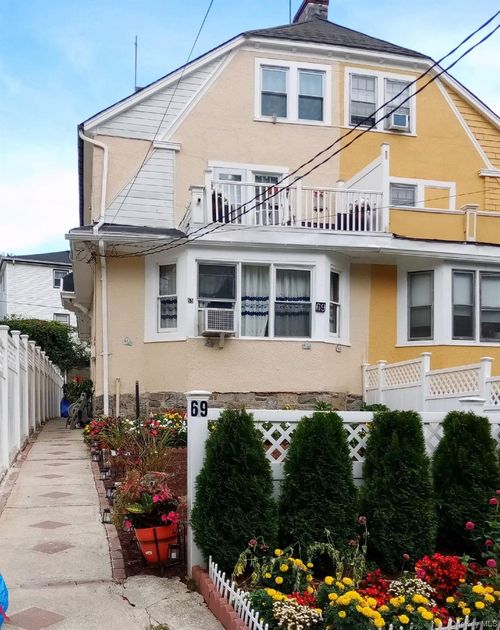69 Dell Ave, Mount Vernon, NY, 10553-1037 | Card Image