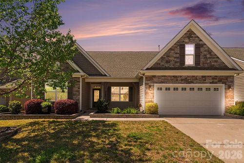 3043 Burgess Dr, Lancaster, SC, 29720-8609 | Card Image