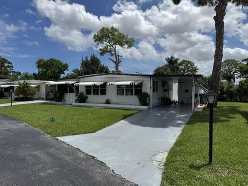 4042 Royal Manor Blvd, Boynton Beach, FL, 33436-2380 | Card Image