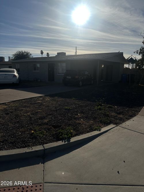 5222 S 13th Way, Phoenix, AZ, 85040-3211 | Card Image