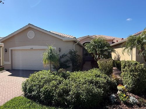 15858 Aurora Lake Cir, WIMAUMA, FL, 33598-4030 | Card Image