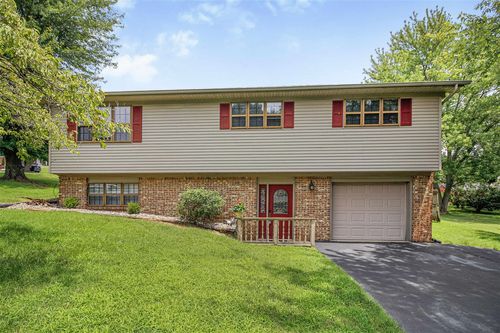 201 Simmental Ln, Glasgow, KY, 42141-3512 | Card Image
