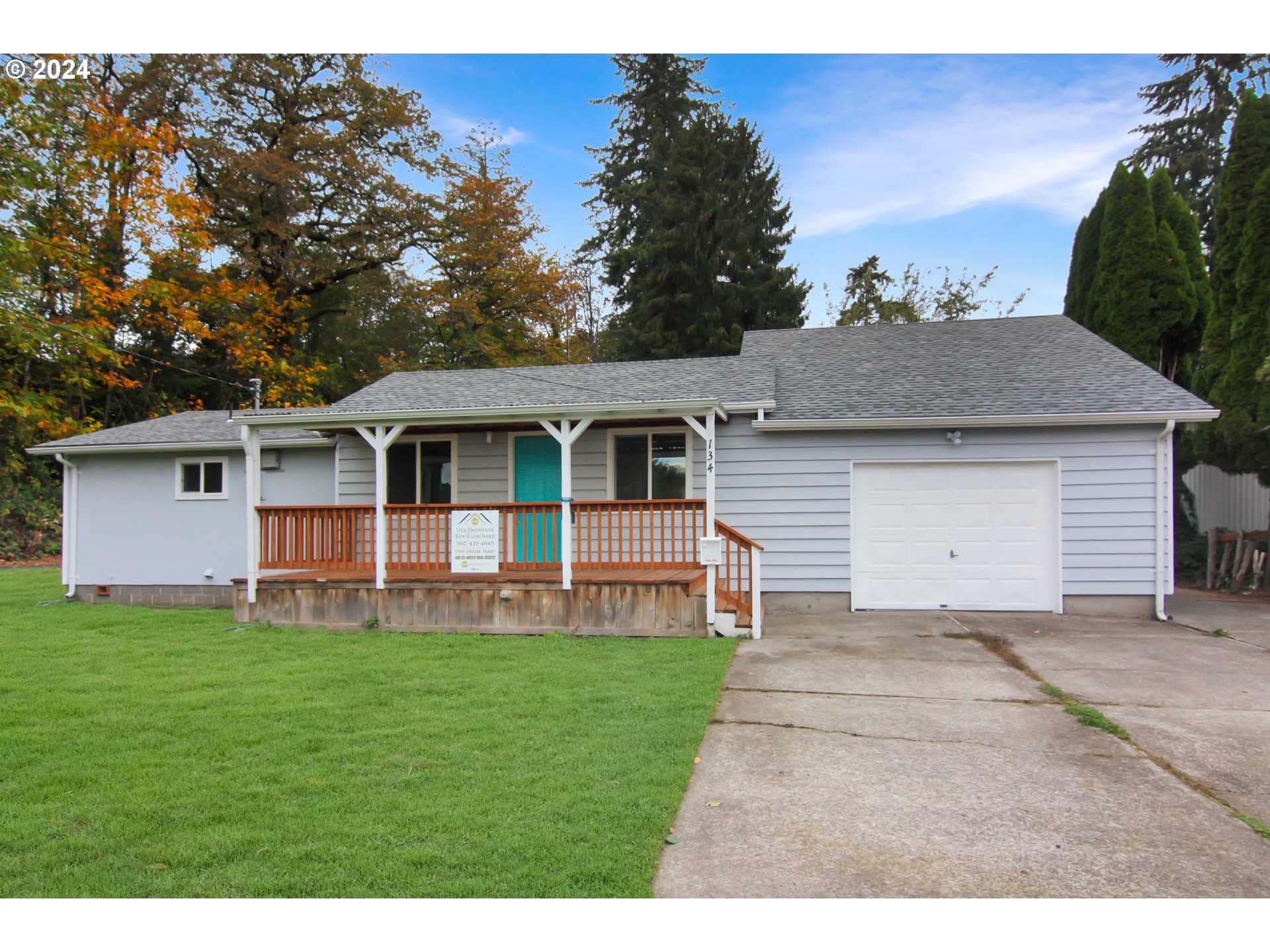 Acorn Ln, Longview, WA 98632
