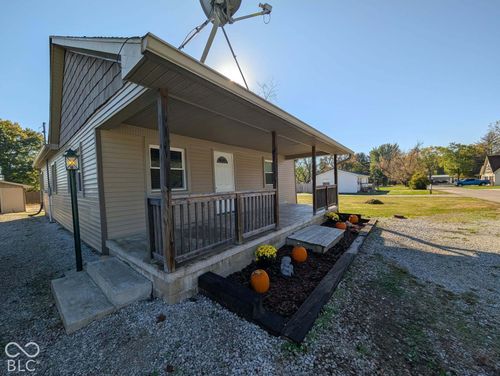 201 S Church St, Center Point, IN, 47840-2001 | Card Image