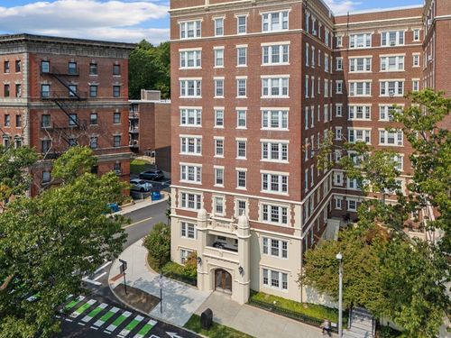 744-1454 Beacon St, Brookline, MA, 02446-2099 | Card Image