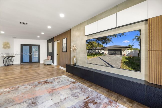 3910 Ne 27 Th Ter, House other with 4 bedrooms, 3 bathrooms and null parking in Lighthouse Point FL | Image 7