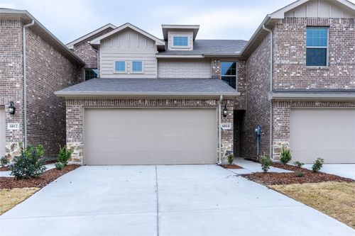 6814 Topaz Dr, Greenville, TX, 75402-8131 | Card Image
