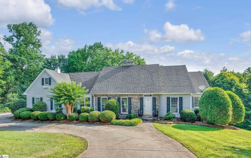 218 Fairview Dr, Greenville, SC, 29609-6637 | Card Image