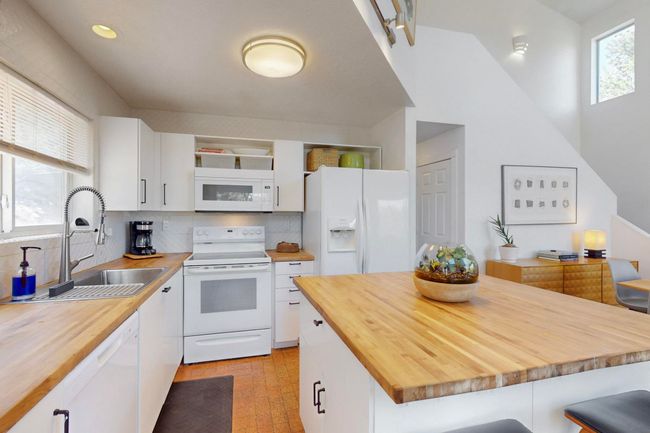 2 Cedar Hill Pl, House other with 3 bedrooms, 2 bathrooms and null parking in Cedar Crest NM | Image 8