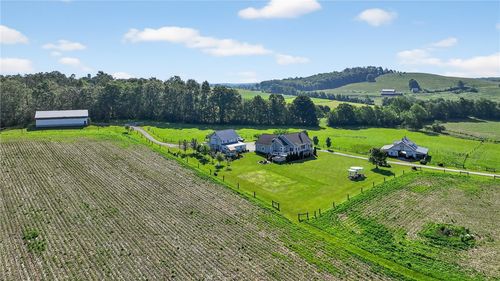 426 Antram Rd, Somerset, PA, 15501-8853 | Card Image