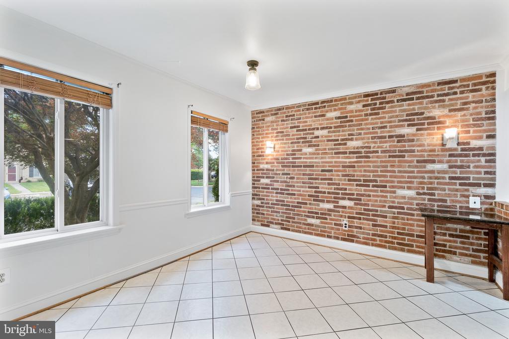 Residential Lease in GAITHERSBURG 2