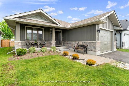 90 Aldersgate Dr, Belleville, ON, K8P0G8 | Card Image