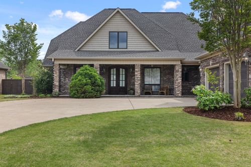 226 Oak Brook Dr, Florence, AL, 35630-6632 | Card Image