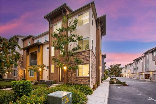 unit-104-747 Savi Dr, Corona, CA, 92878-4113 | Card Image