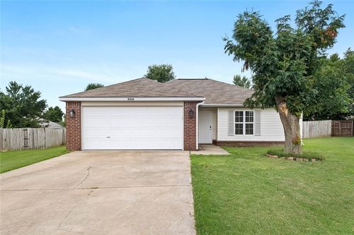 906 Sw Terry Ln, Bentonville, AR, 72712-3570 | Card Image