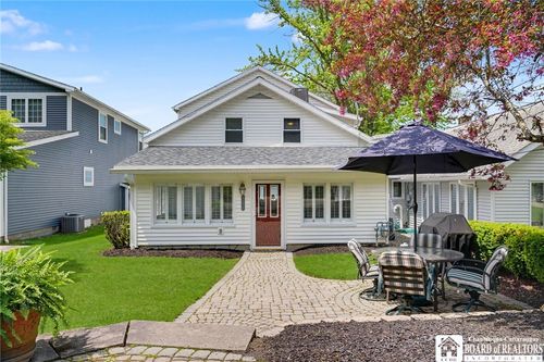 4568 Warner Bay Rd, Bemus Point, NY, 14712-9636 | Card Image